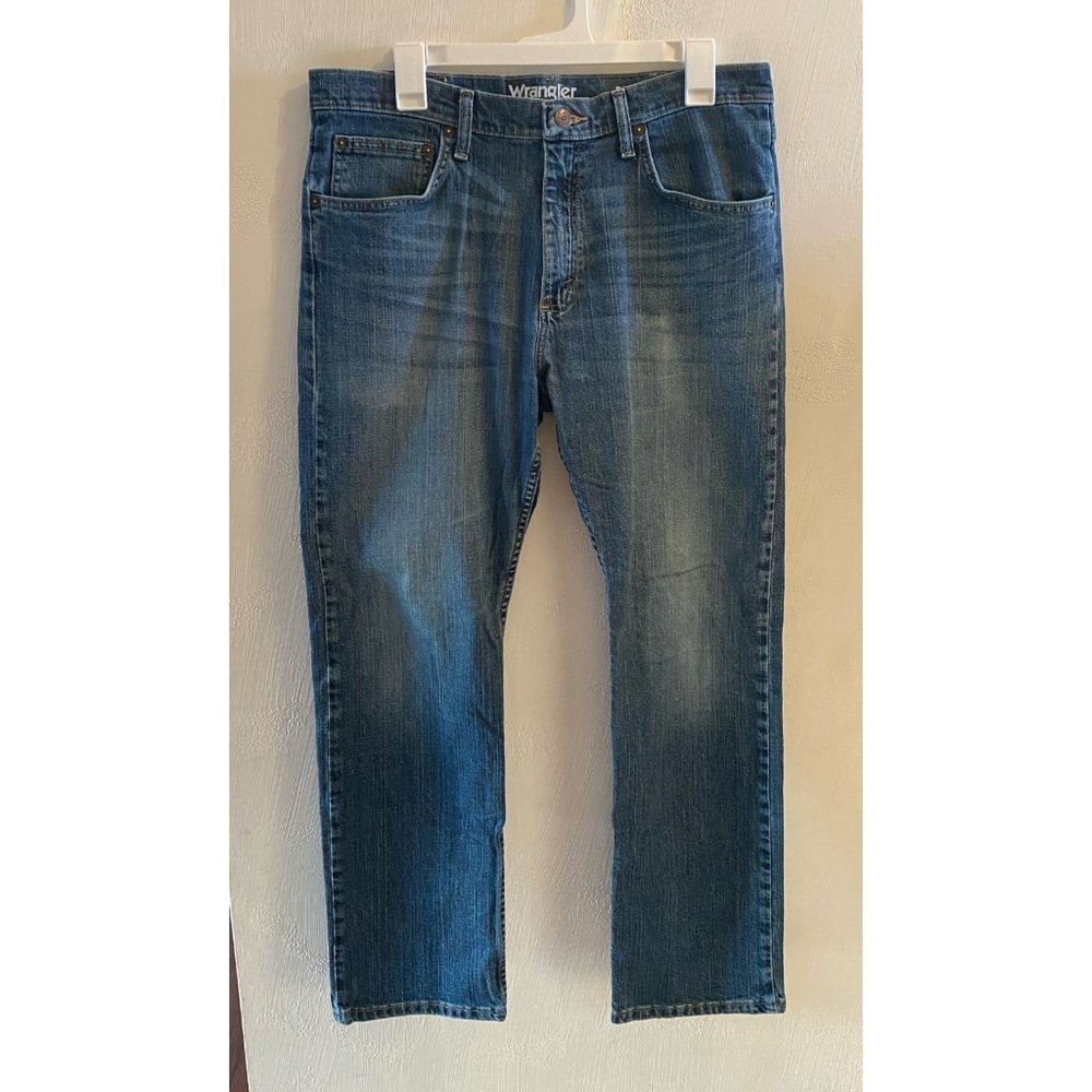 Wrangler straight jeans
